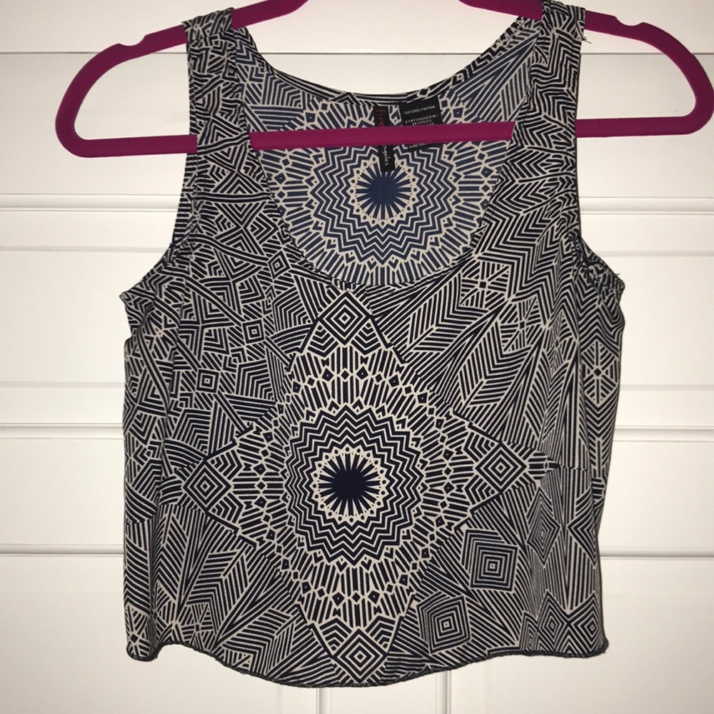 Crop top